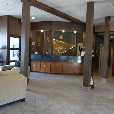 The Bridgeport Inn Fort Mcmurray Kültér fotó