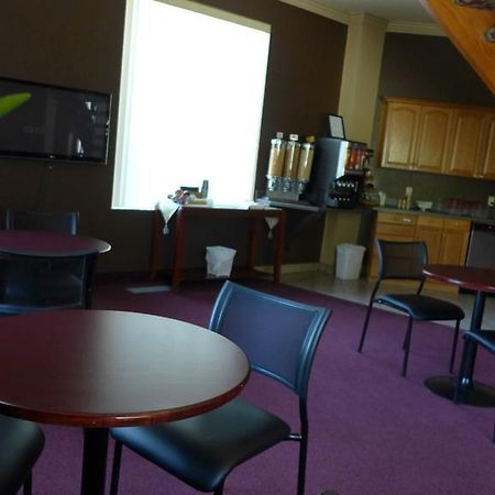 The Bridgeport Inn Fort Mcmurray Kültér fotó